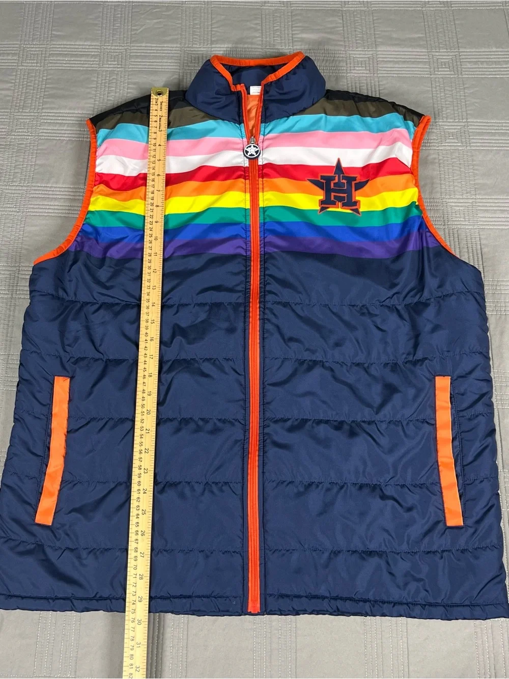 Houston Astros Puffer Vest Pride Night Giveaway Adult Size XXL Rainbow Full Zip